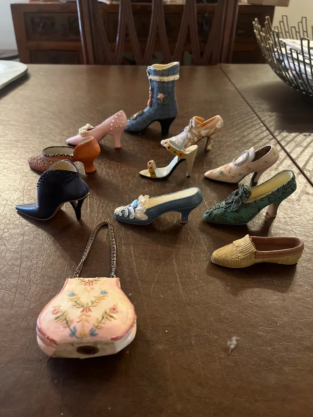 Vintage Shoe & Purse Figurines image indicator(4)