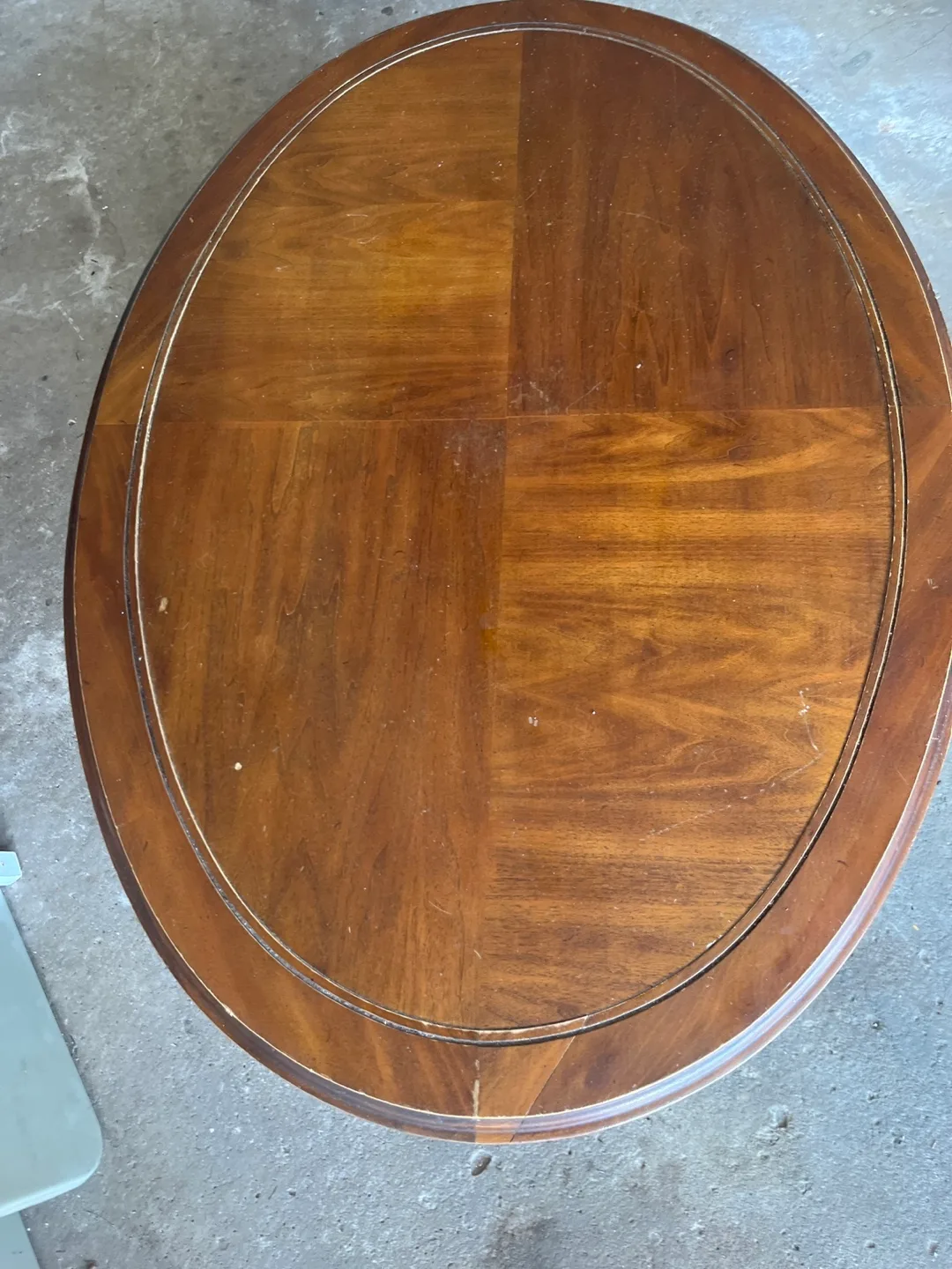 Vintage Oval Coffee Table - Wood image indicator(2)