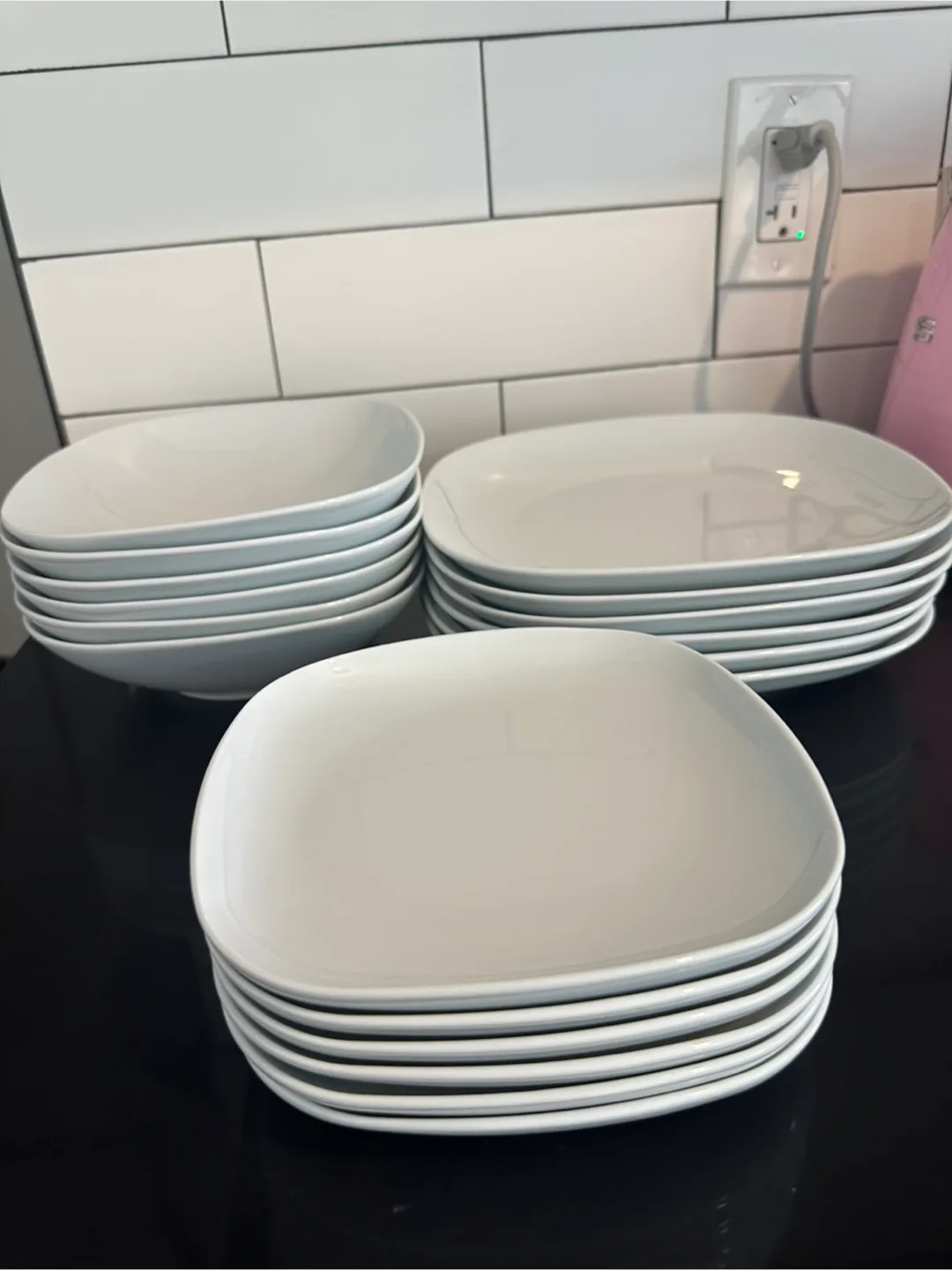 IKEA VÄRDERA 18-Piece Dinnerware Set, White thumbnail