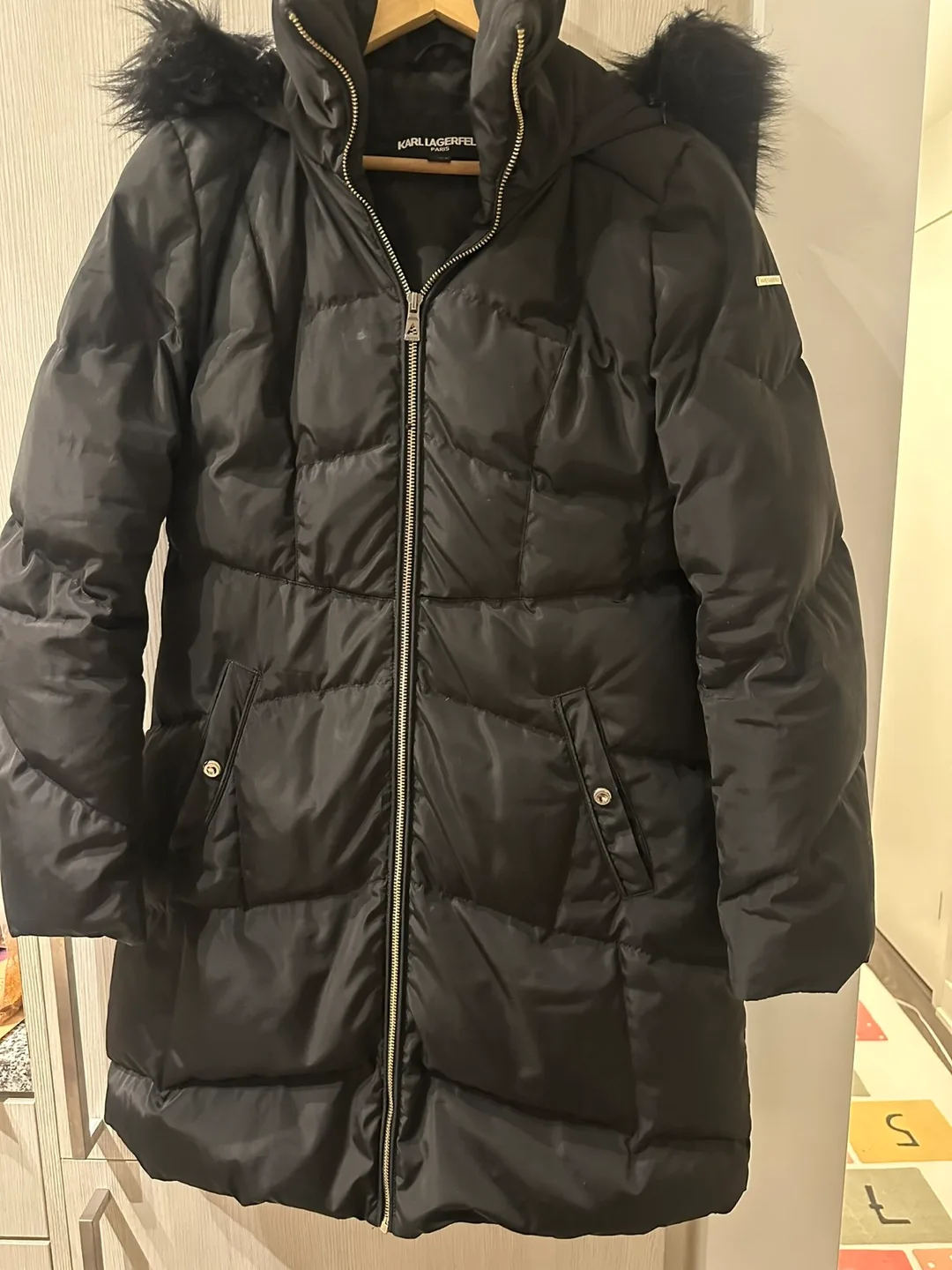Karl Lagerfeld Black Puffer Coat - Size S image indicator(7)