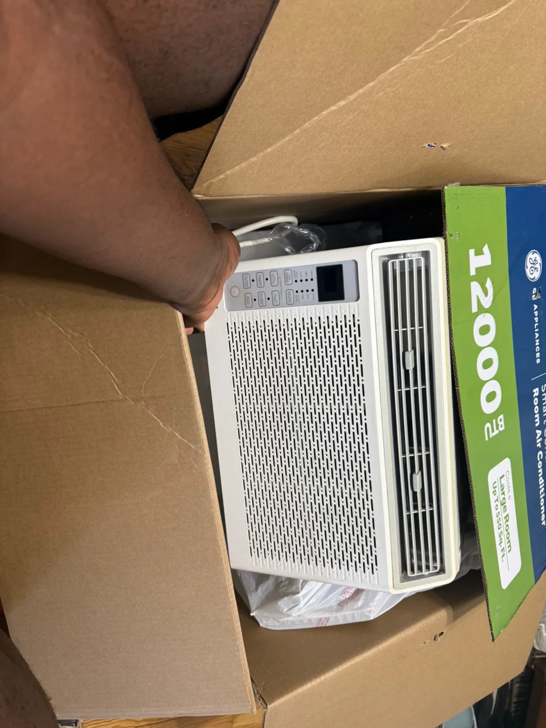 Emerson Quiet Kool 6000 BTU Window AC EBRC6RE1T thumbnail