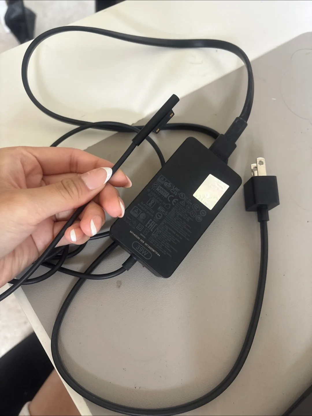 Microsoft Surface 39W Power Supply