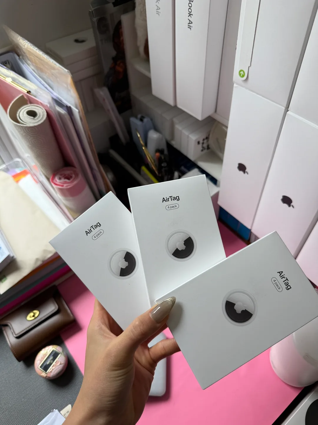 New Apple AirTag 4 Pack - White thumbnail
