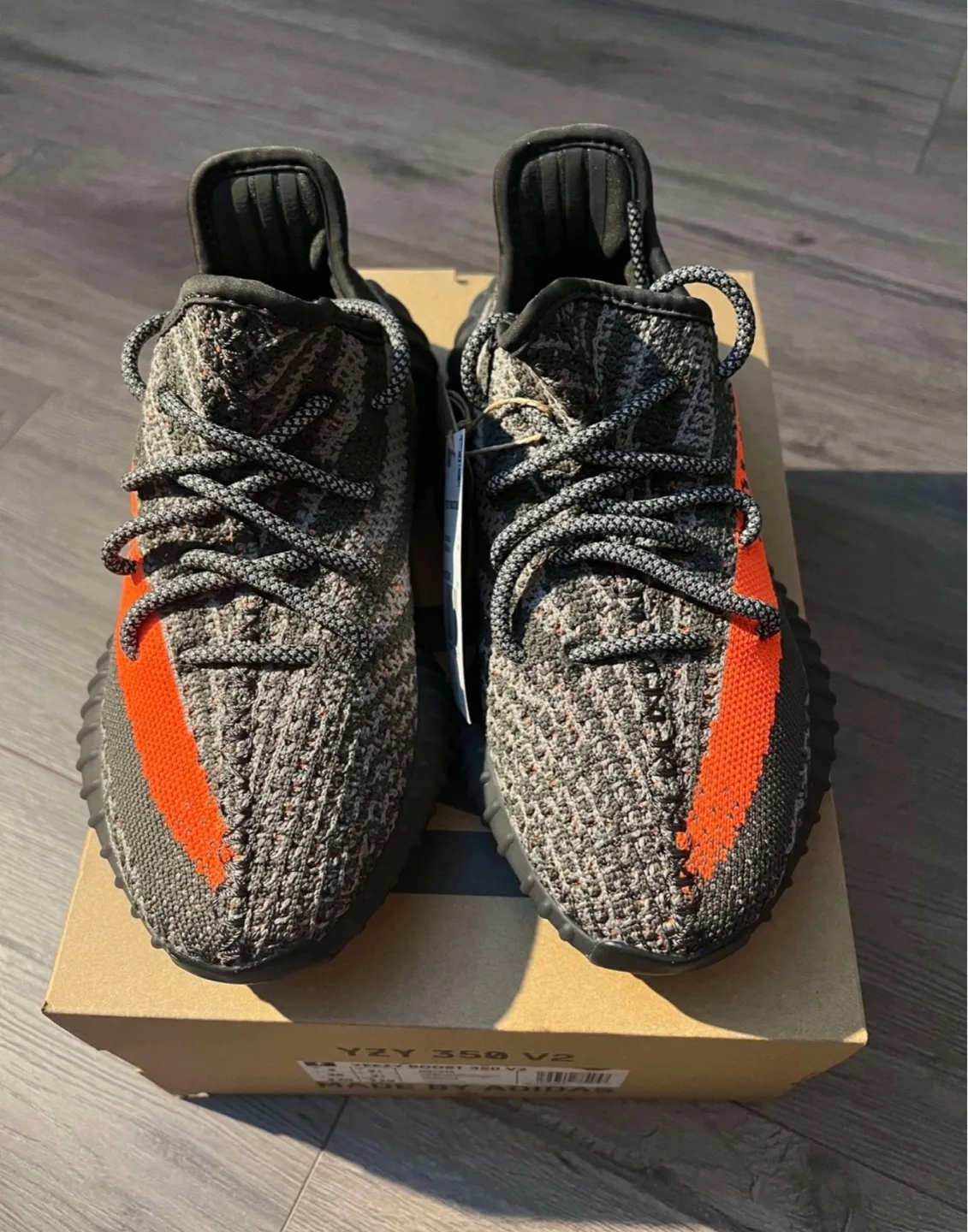 New** Yeezy Boost 350 V2 Beluga Reflective Size 5.5 thumbnail
