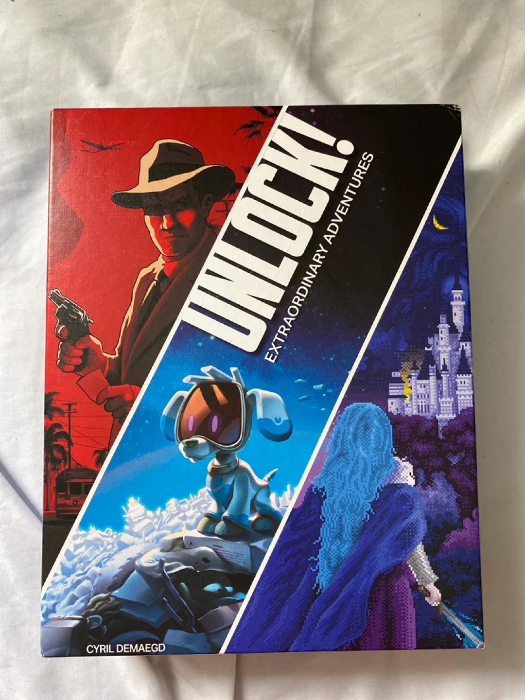 Unlock! Extraordinary Adventures Escape Room Game thumbnail