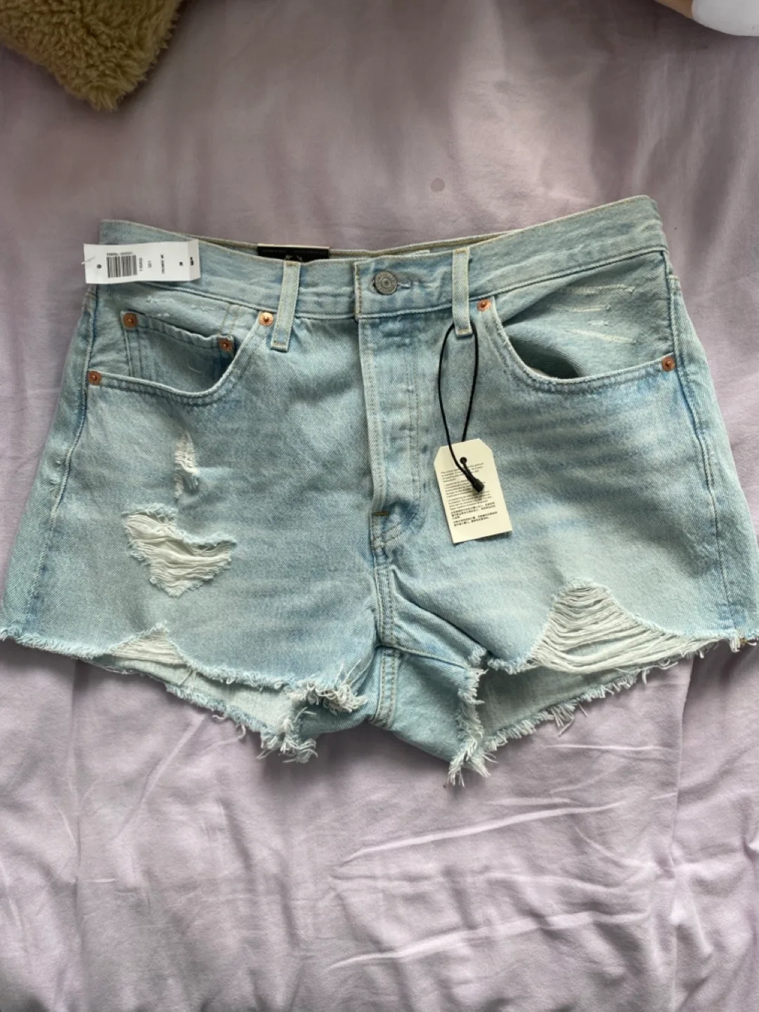 Levi's 501 Shorts - Size 28 image indicator(2)