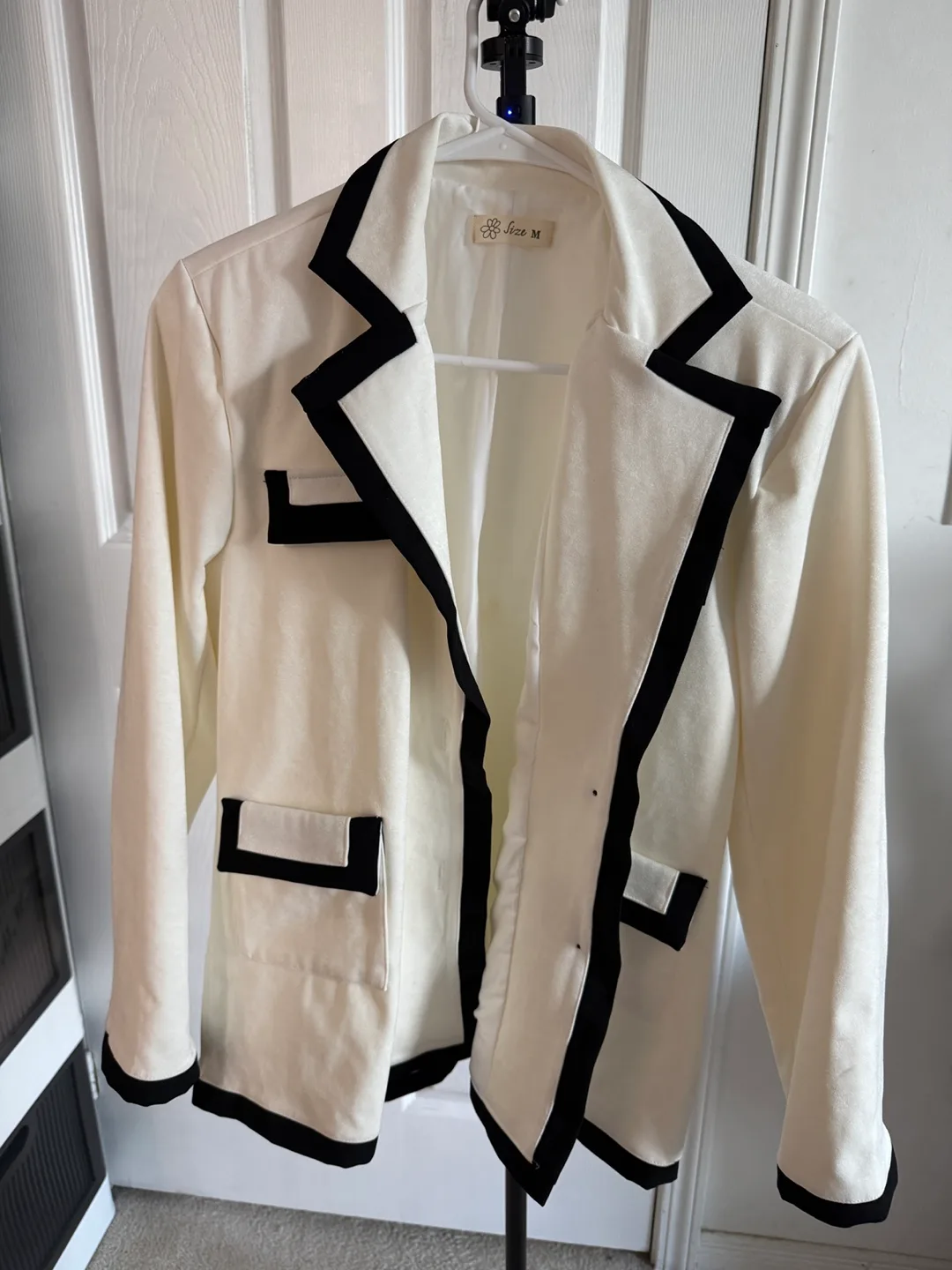 Ivve White & Black Trim Blazer - Size M thumbnail