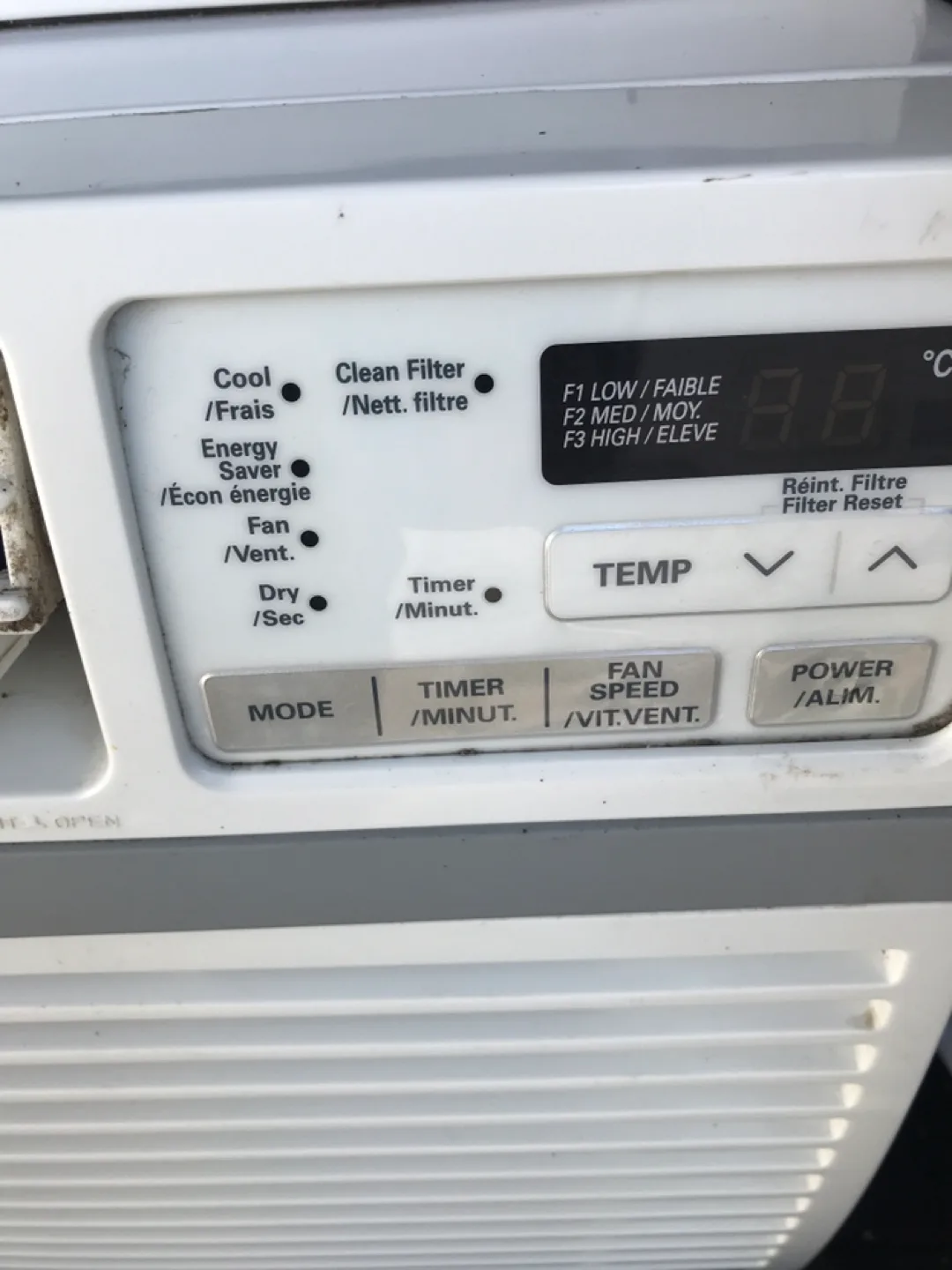 Like new LG Window Air Conditioner 8000 btu image indicator(3)