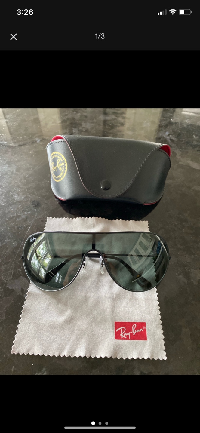 Ray-Ban Aviator Sunglasses with Case