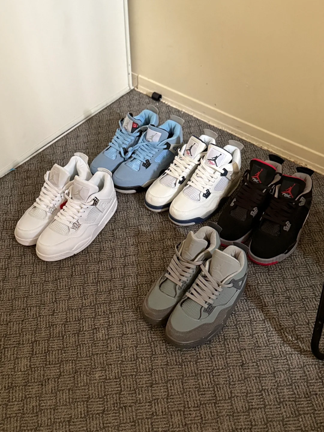 Jordan 4s thumbnail
