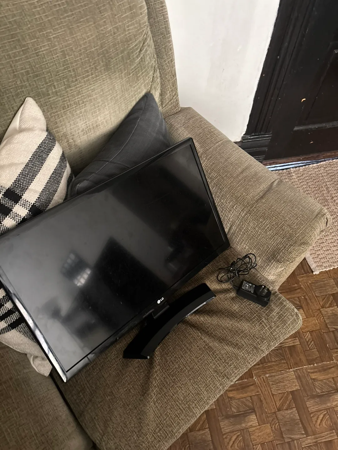 LG TV thumbnail