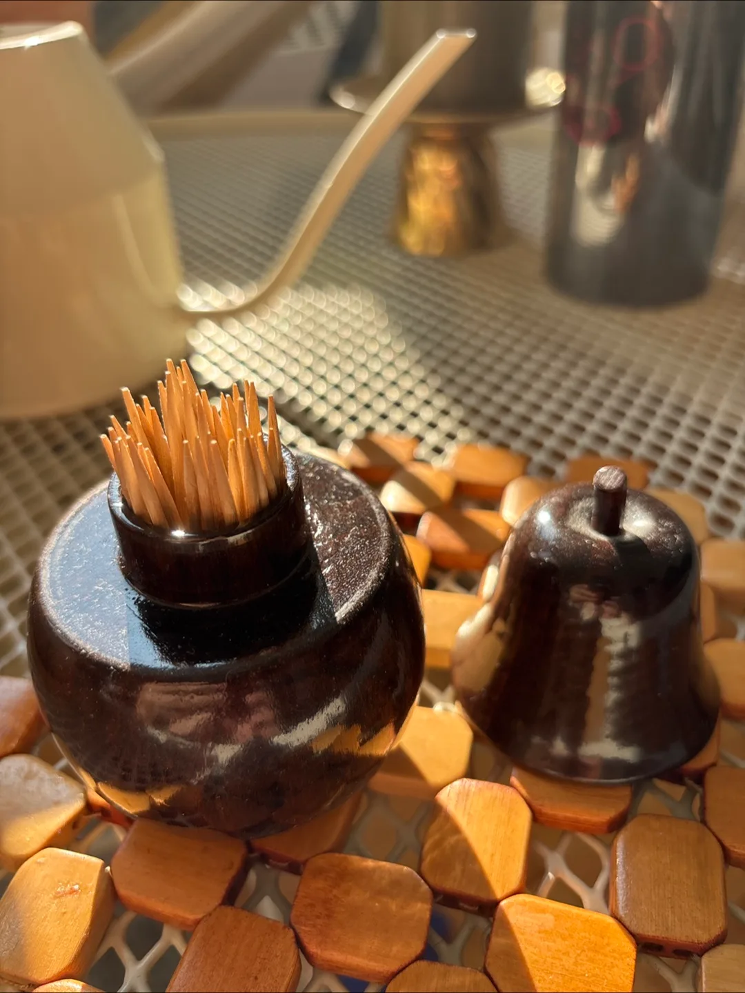 Pear-Shaped Toothpick Holder image indicator(2)