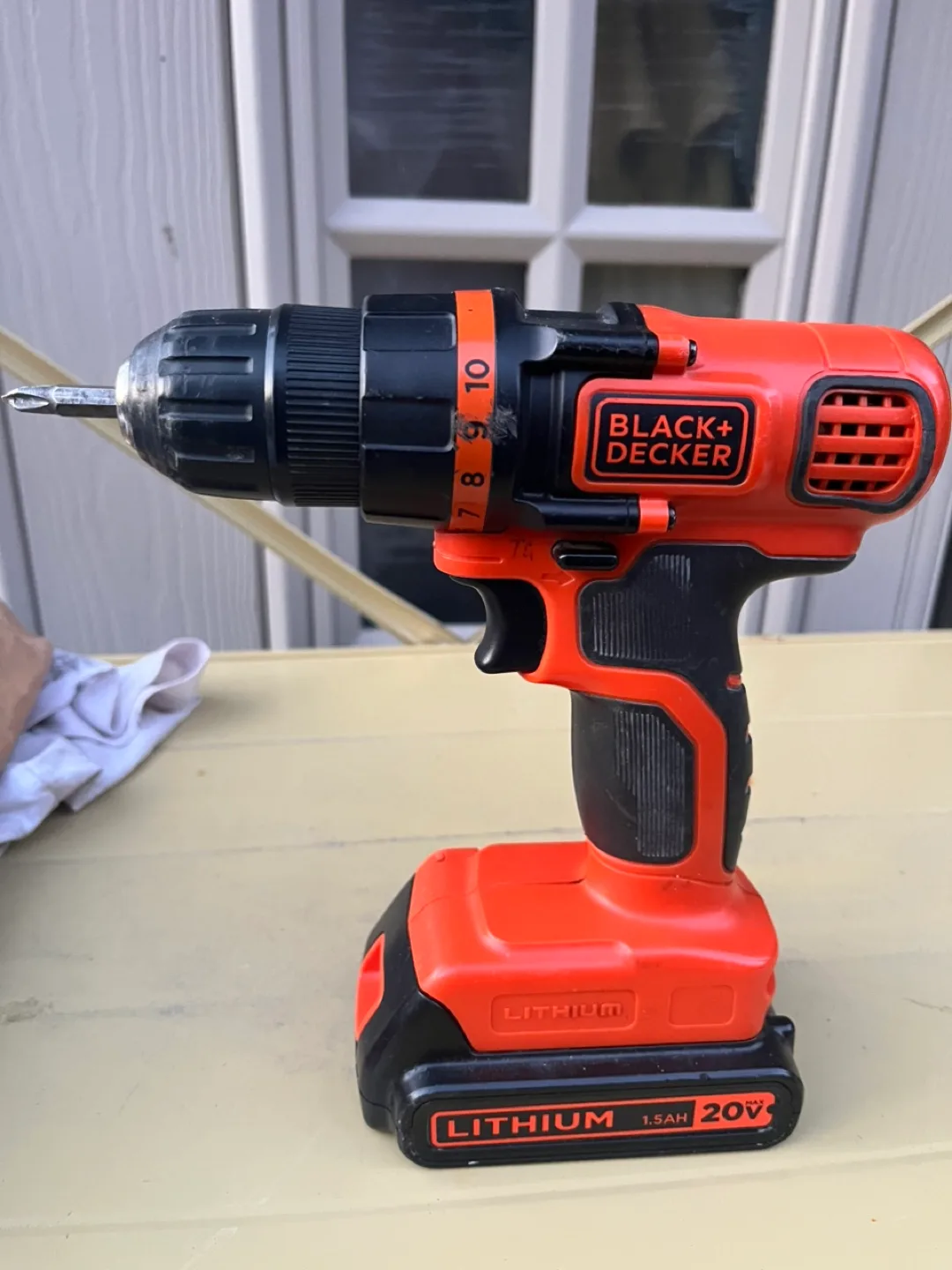 Black+Decker 20V Cordless Drill thumbnail