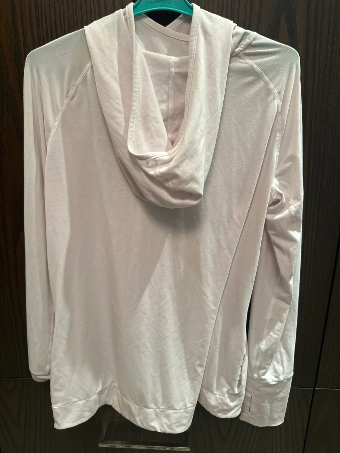 GapFit Breathe Respirant Hoodie - Size L🇨🇦 image indicator(3)