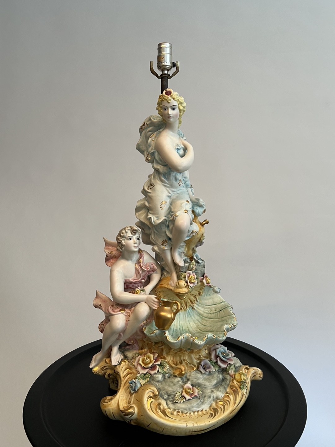 Capo di monti  antic lamp