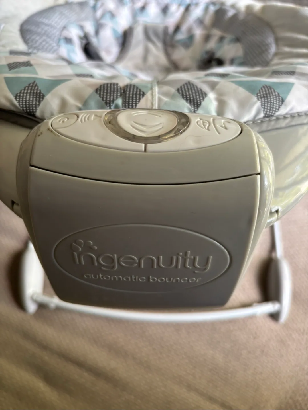 Ingenuity Baby Bouncer image indicator(6)