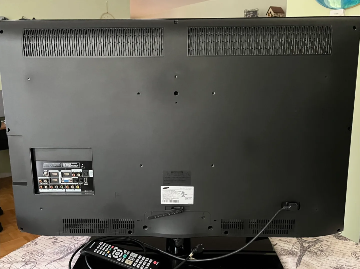 Samsung LCD TV thumbnail