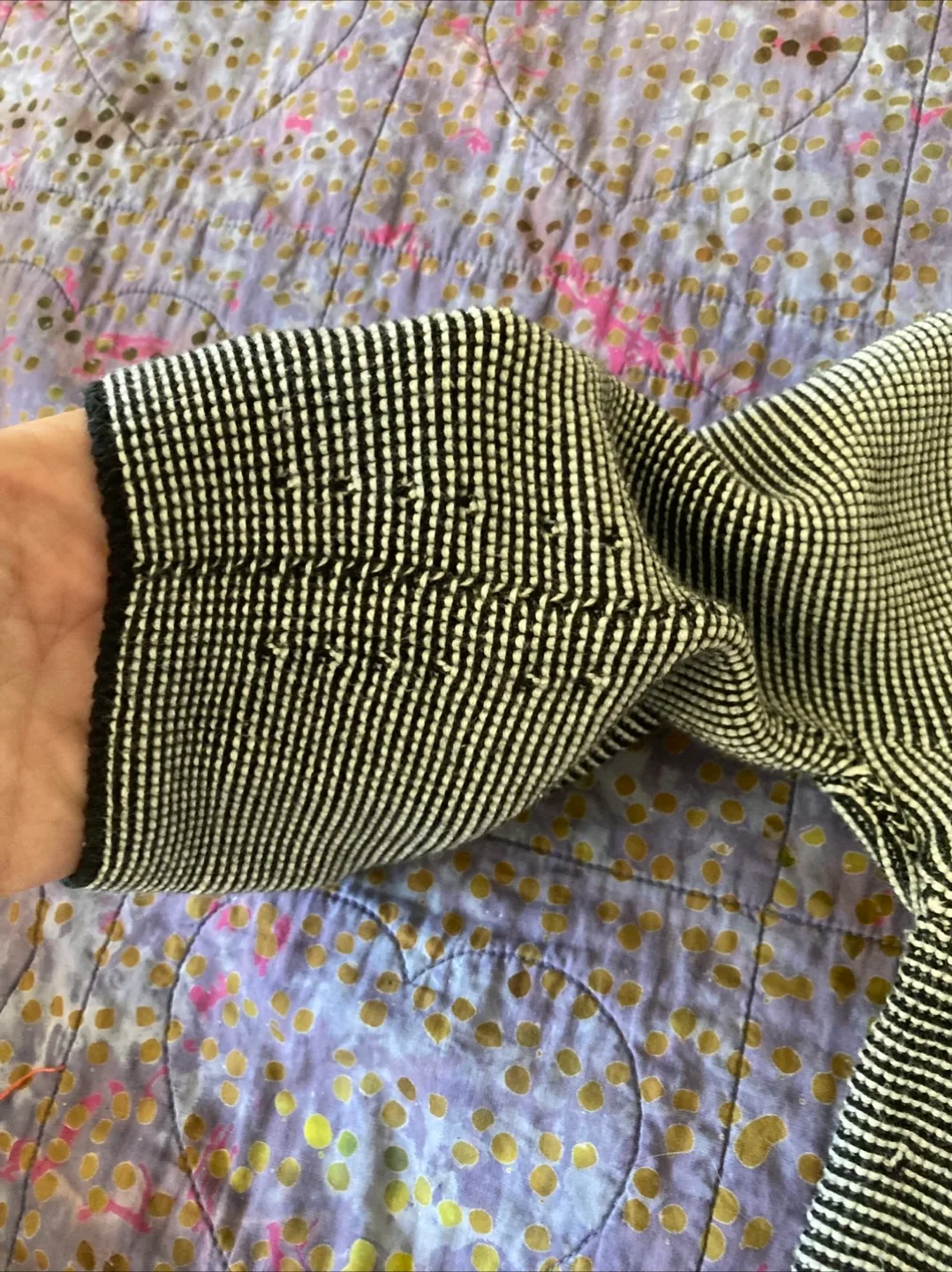 Uniqlo 100% Cotton Sweater S or M image indicator(5)