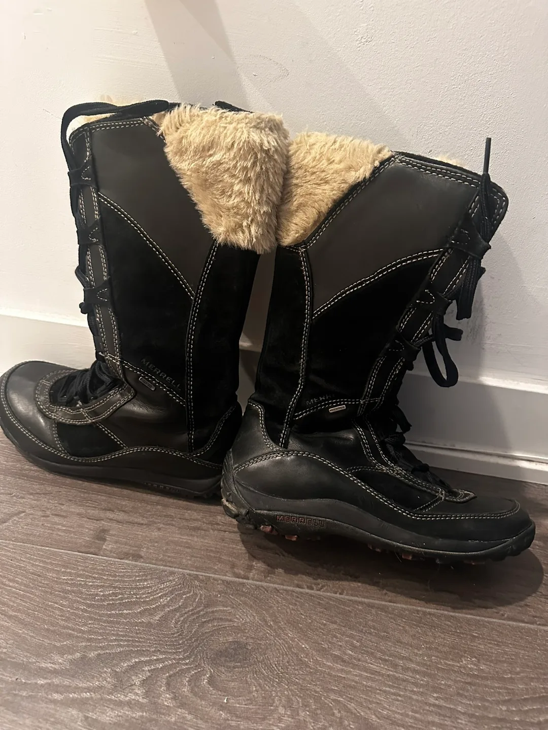 Merrell Black Winter Boots image indicator(4)