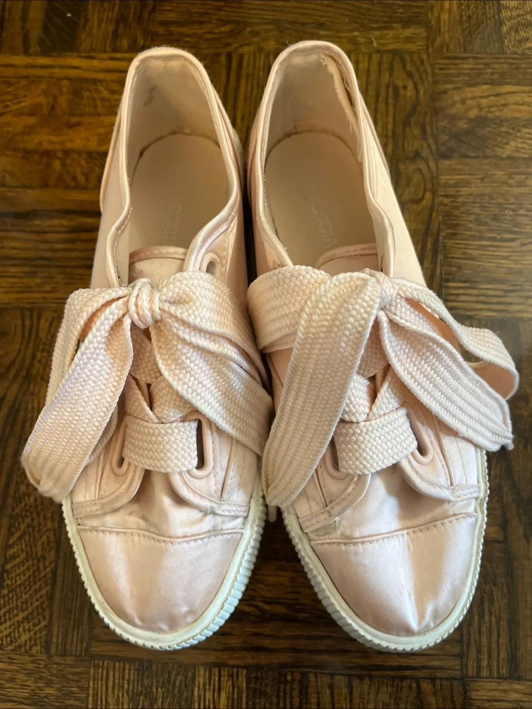 H&M Divided Pink Sneakers thumbnail