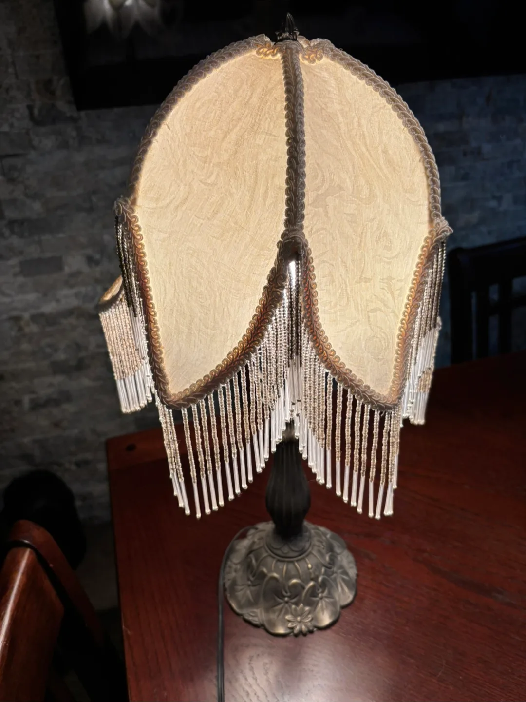 Vintage Beaded Tiffany Lamp image indicator(2)