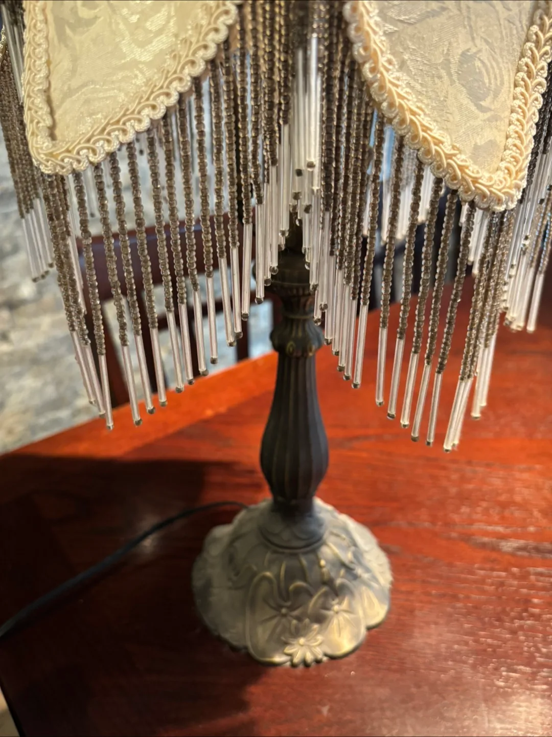 Vintage Beaded Tiffany Lamp image indicator(5)