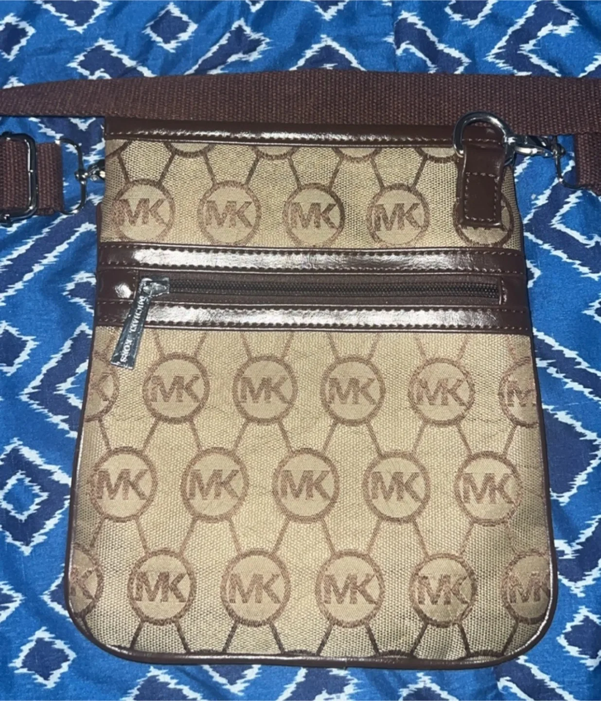 Michael Kors Crossbody Bag thumbnail