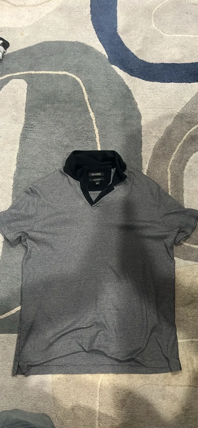 Banana Republic T shirt thumbnail