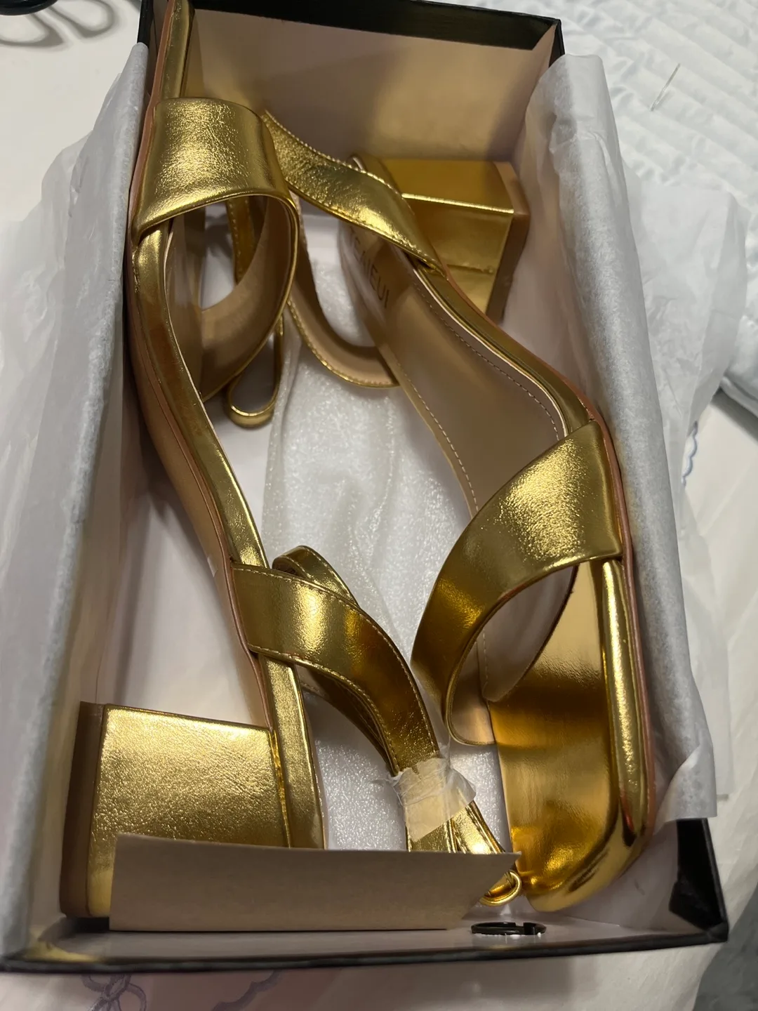 New TEAIEUI Gold Heels - Size 11 image indicator(8)