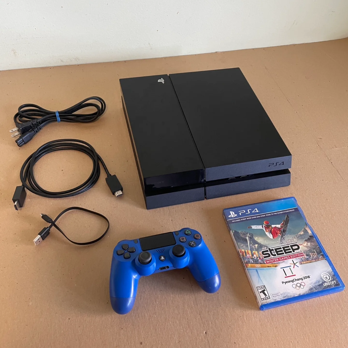 Sony PlayStation 4 with Controller & Game thumbnail