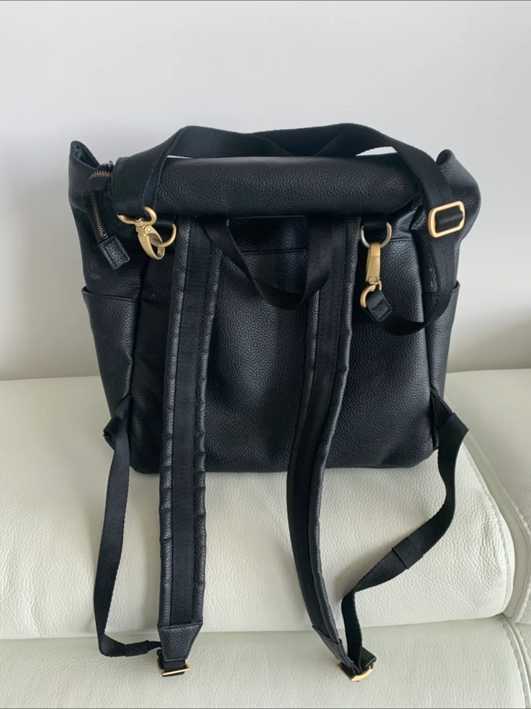 “Classic Diaper Bag 2” backpack image indicator(4)