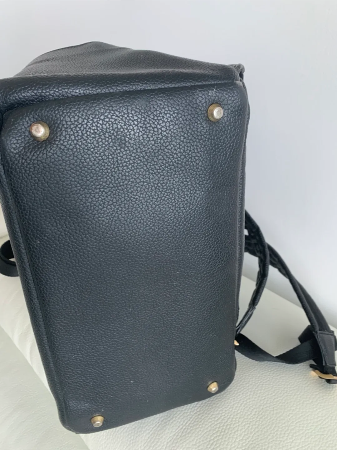 “Classic Diaper Bag 2” backpack image indicator(7)