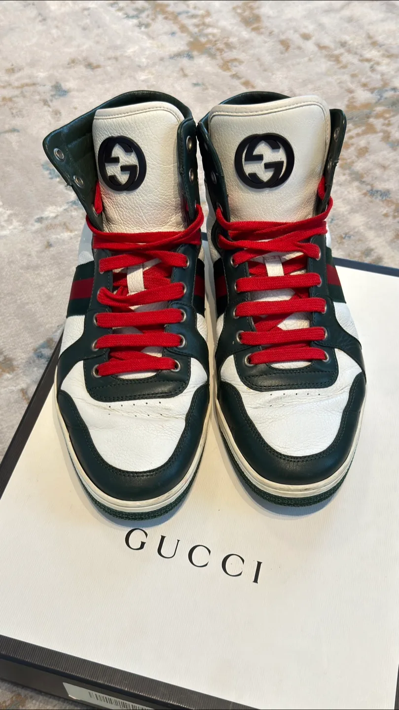 GUCCI Vintage Web Accent Leather Sneakers thumbnail