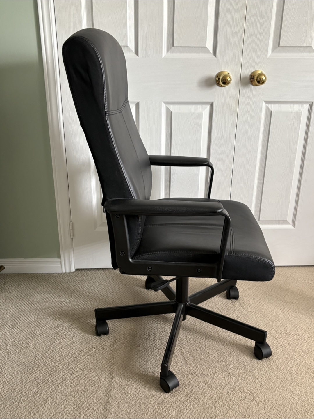 Ikea Millberget Chair on castors - photo 3