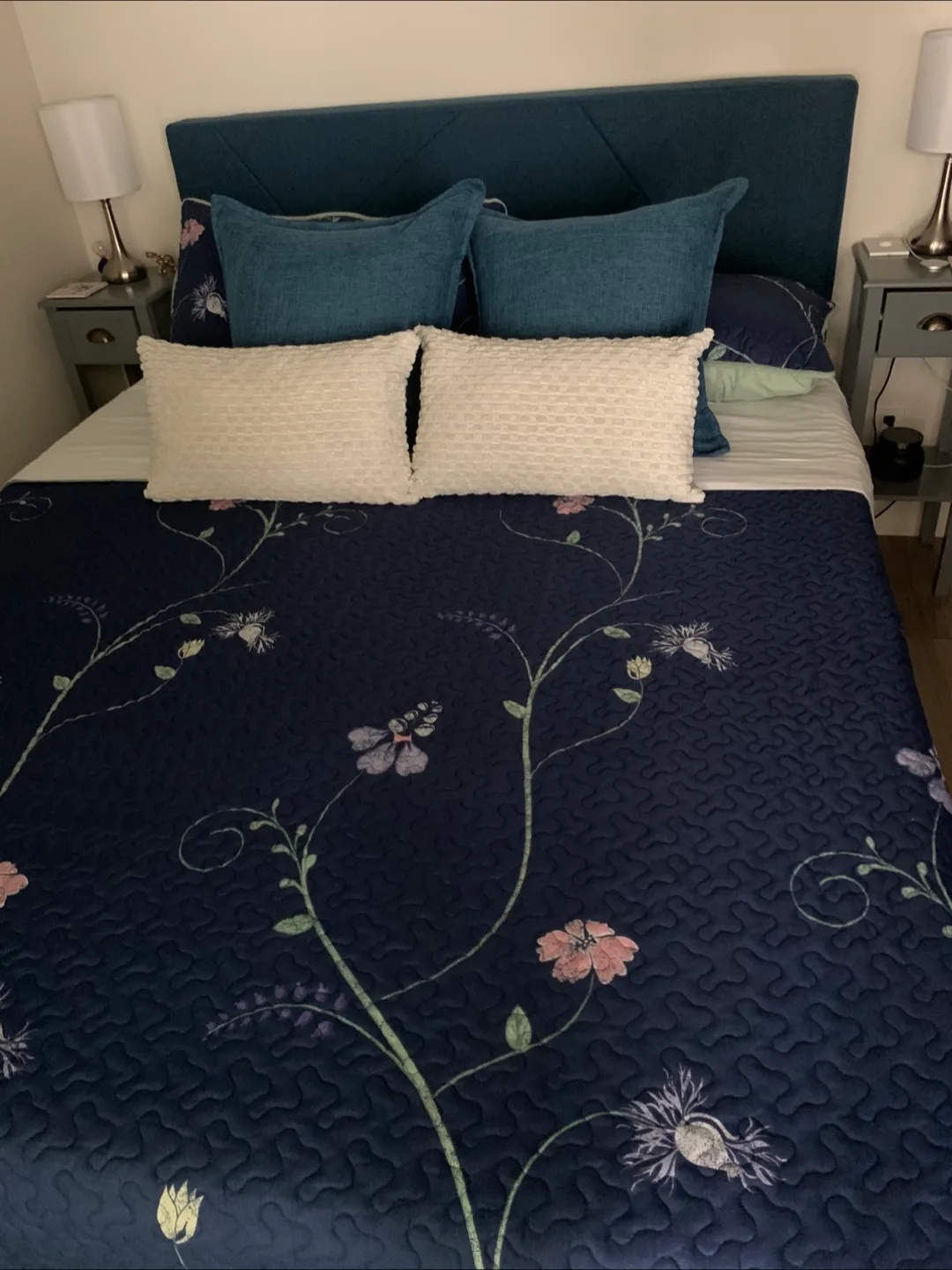Upholstered Platform Bed Frame Queen Size thumbnail