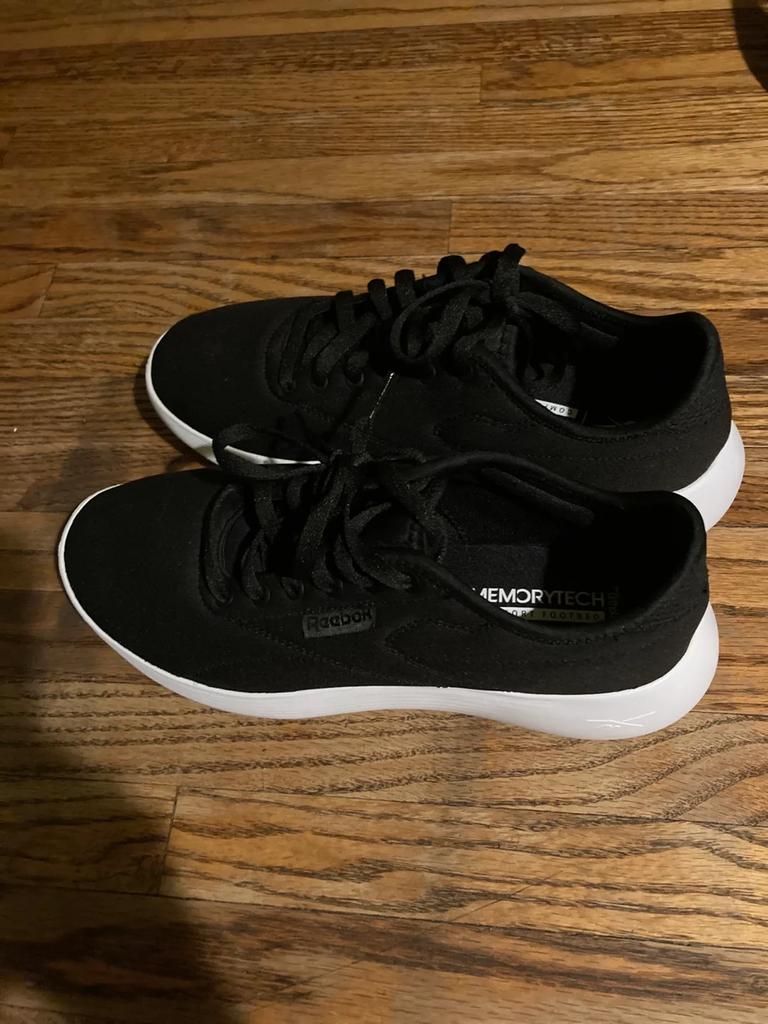 Reebok DMX Black Sneakers - Size 8.5 thumbnail