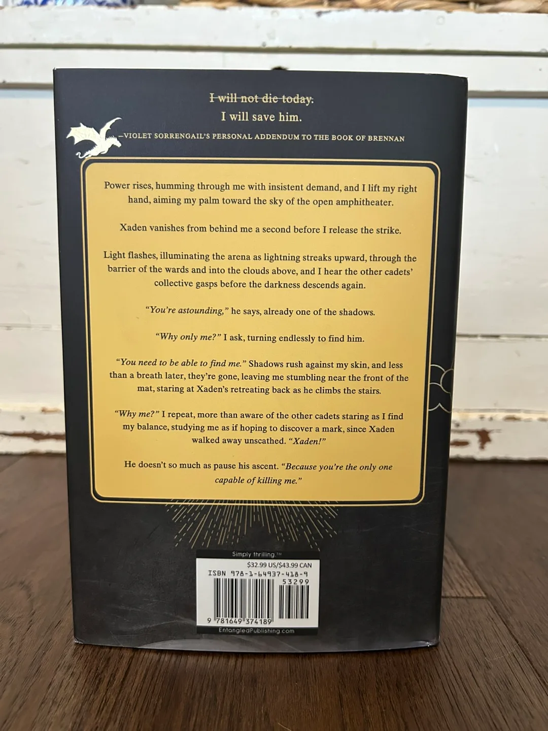 Brand New Deluxe Edition Onyx Storm by Rebecca Yarros image indicator(3)