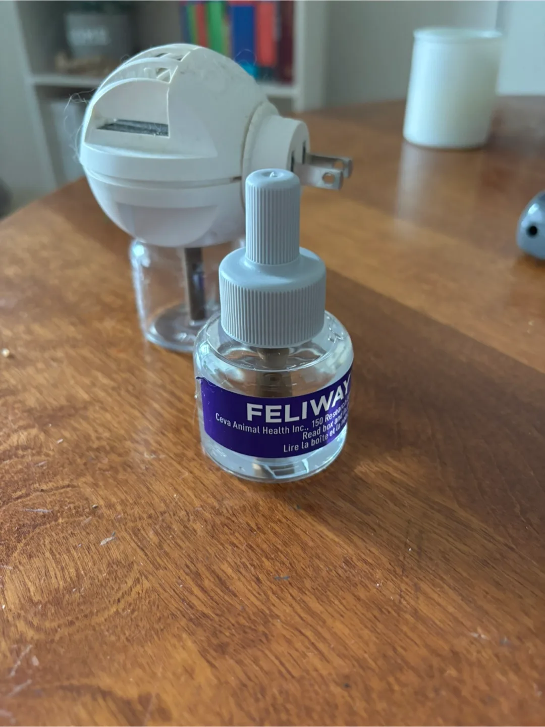 Feliway Optimum Diffuser + Purina Calming Care thumbnail