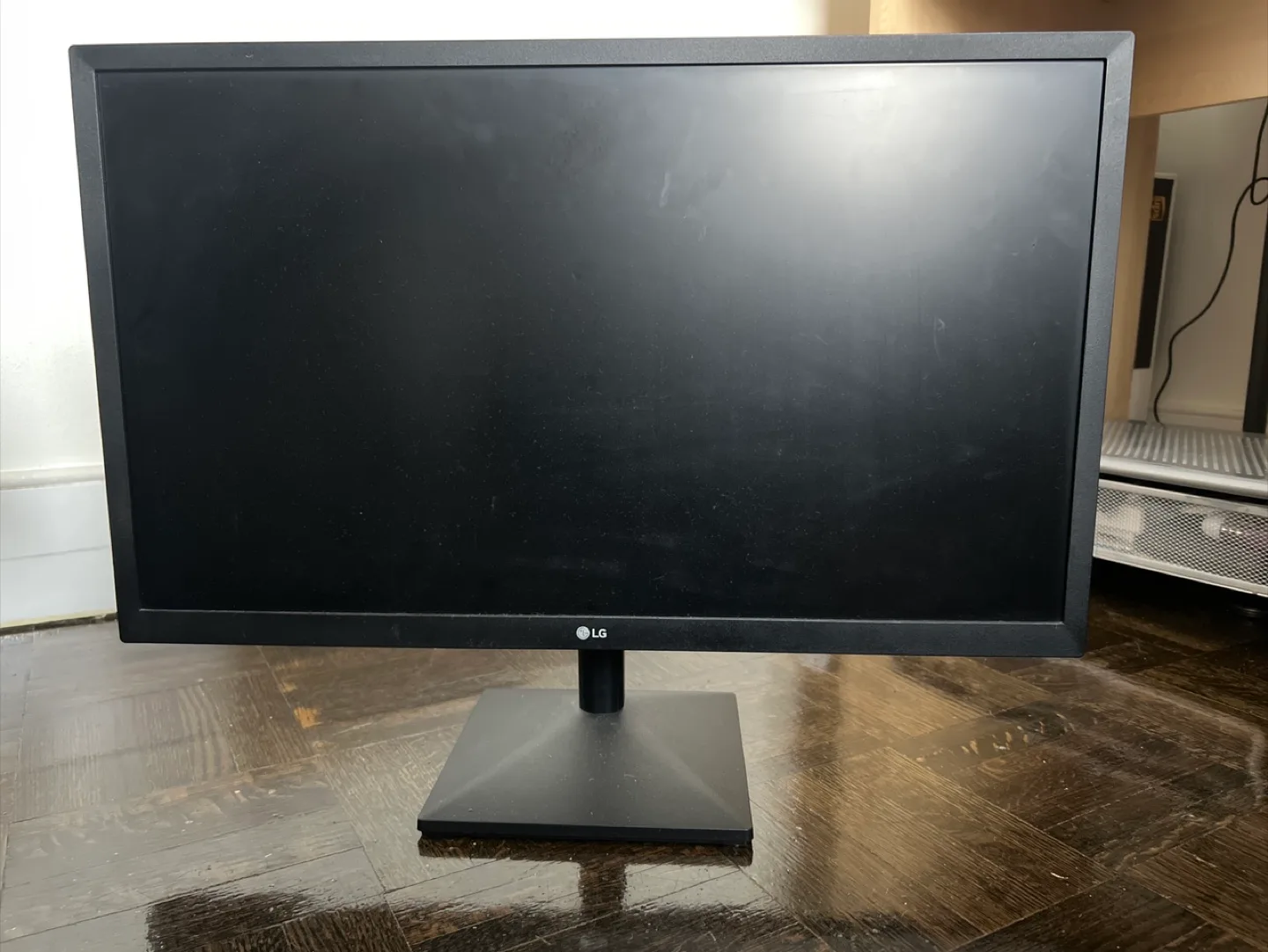 LG 24BK430H-B 24-inch Monitor