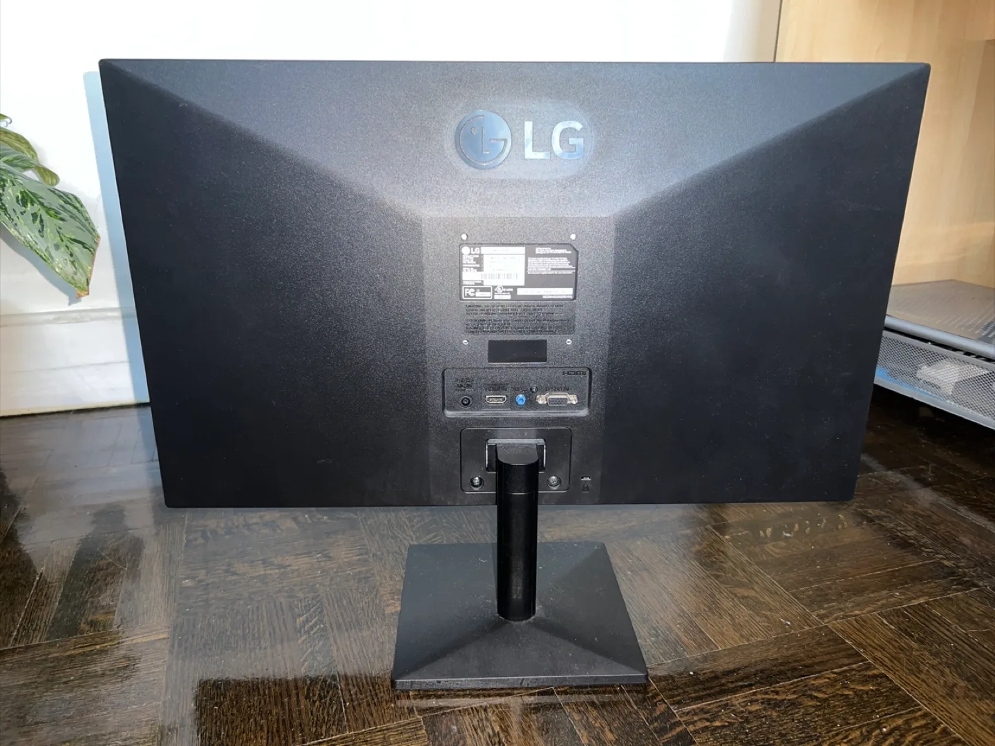 LG 24BK430H-B 24-inch Monitor image indicator(2)