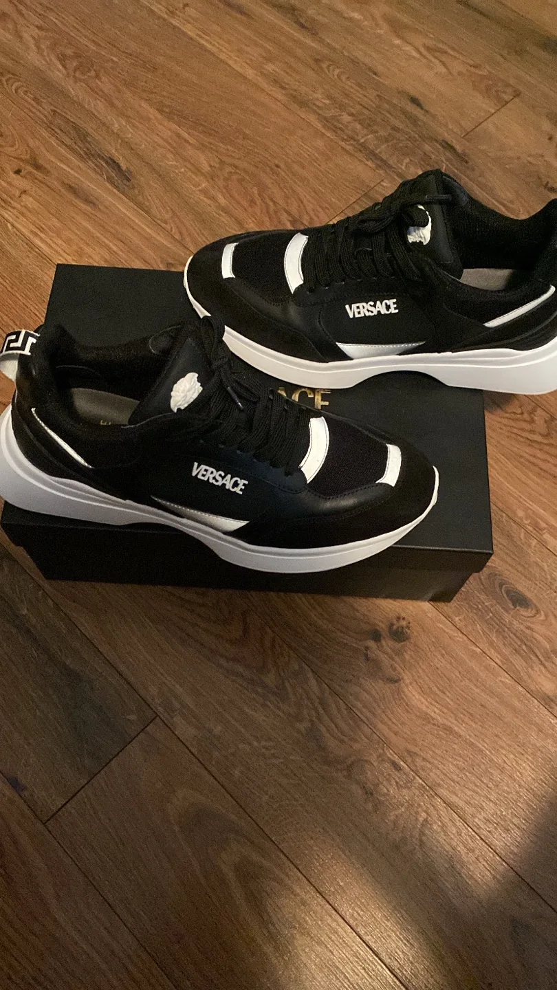 Versace Men's Black Sneakers image indicator(3)