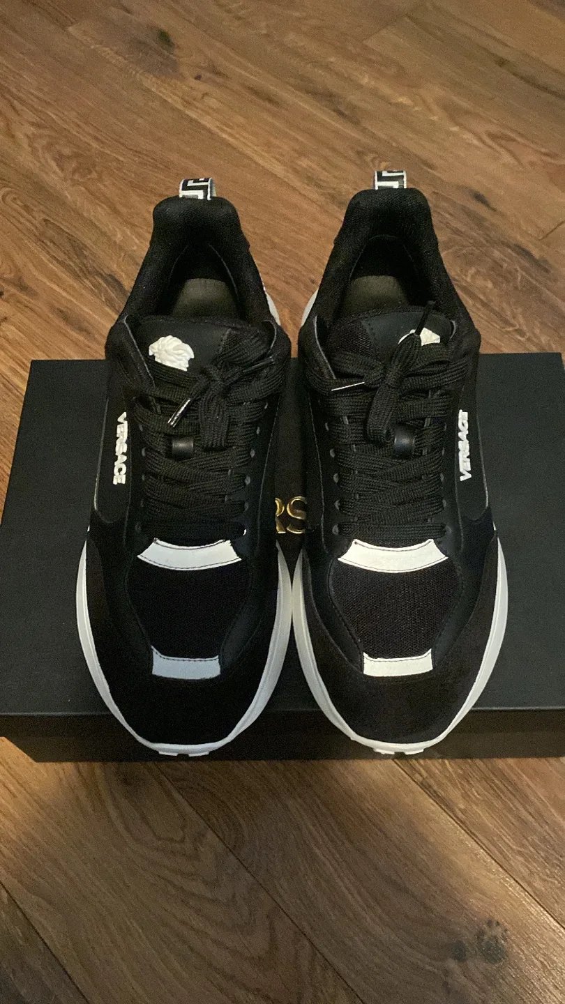 Versace Men's Black Sneakers image indicator(2)