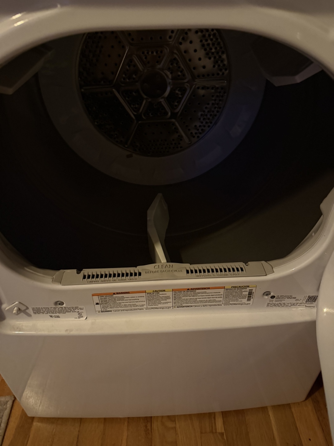 GE Dryer - Great Condition! - photo 4