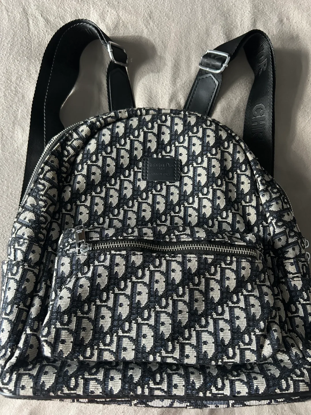 Christian Dior Backpack image indicator(9)