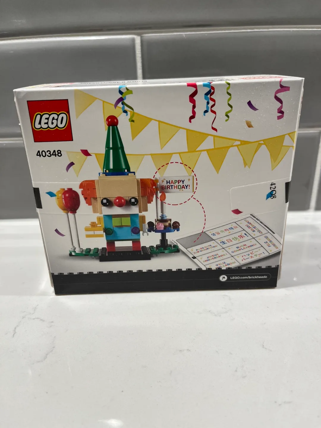 LEGO Brickheadz 40348 Birthday Clown image indicator(2)