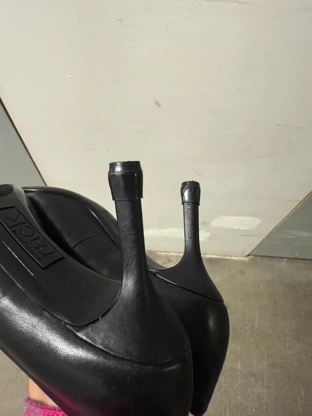 Nordstrom Rack Black Heels size 5 image indicator(3)