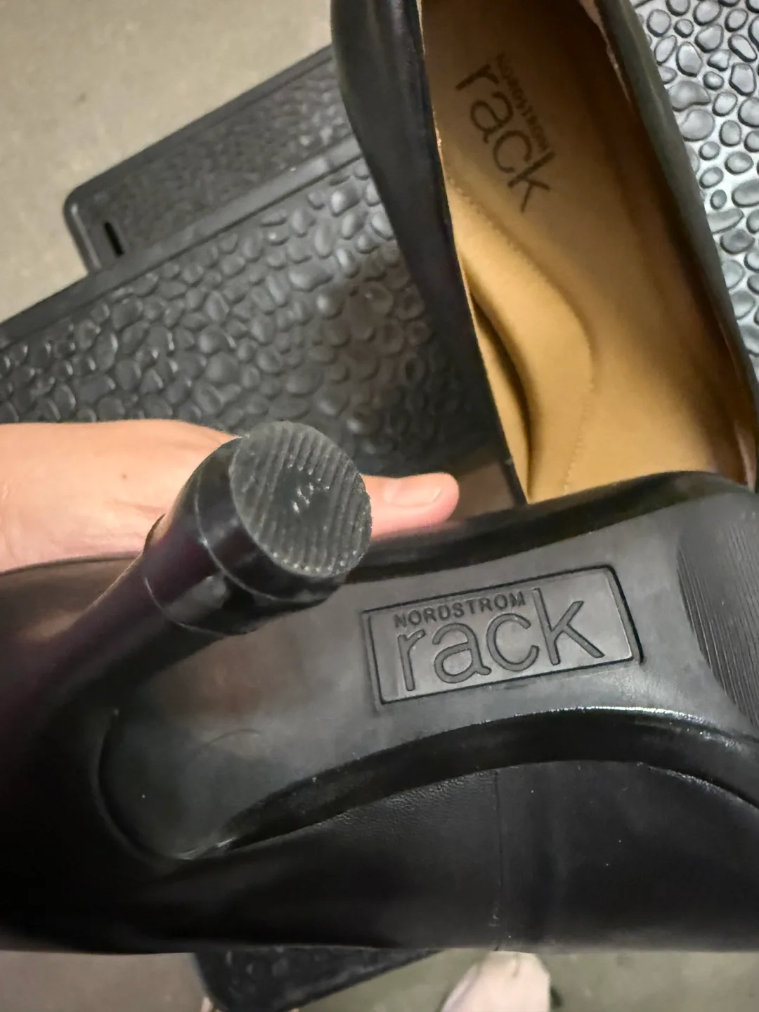 Nordstrom Rack Black Heels size 5 image indicator(2)