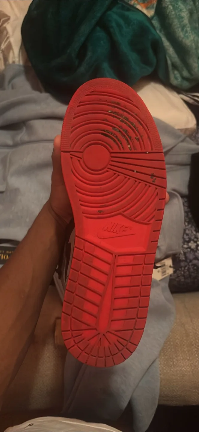 Nike Air Jordan 1 Mid Shadow Red thumbnail