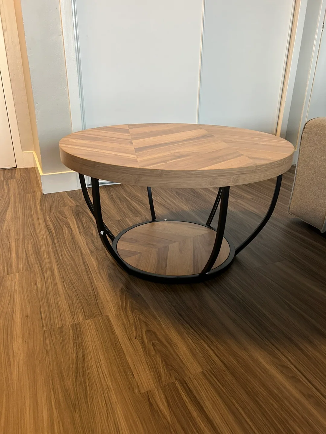 Round Coffee Table - 32 inch image indicator(2)