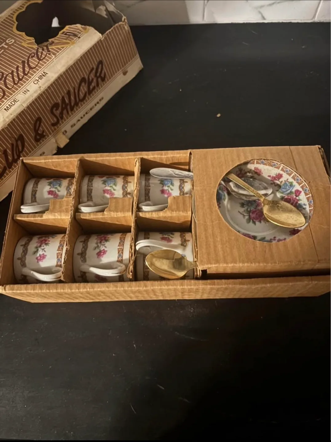 Vintage Fine China Cup & Saucer Set (6 Sets) image indicator(2)